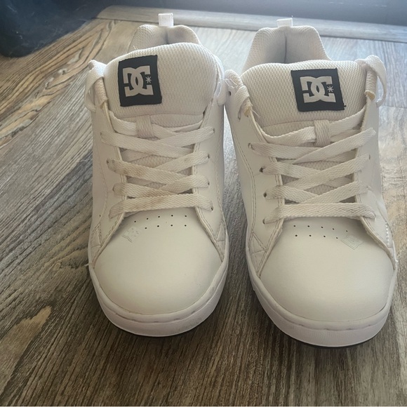 DC White Sneakers with leopard print logo - Picture 4 of 4